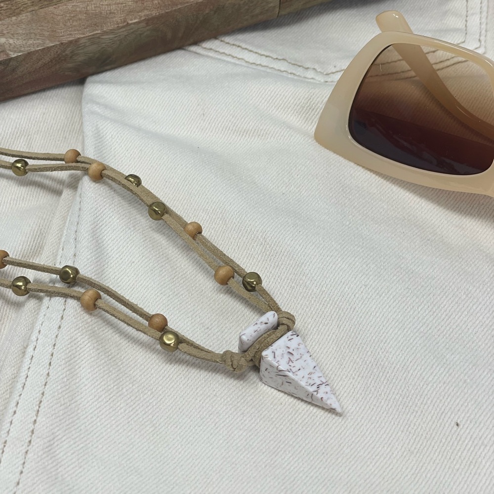 Daga Necklace - Picture 6 of 7